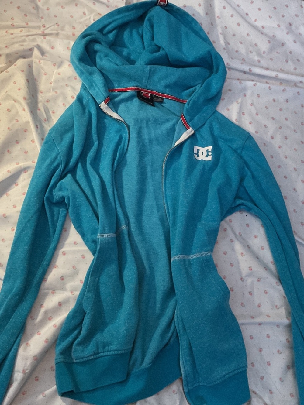 DC shoes blue zip up hoodie